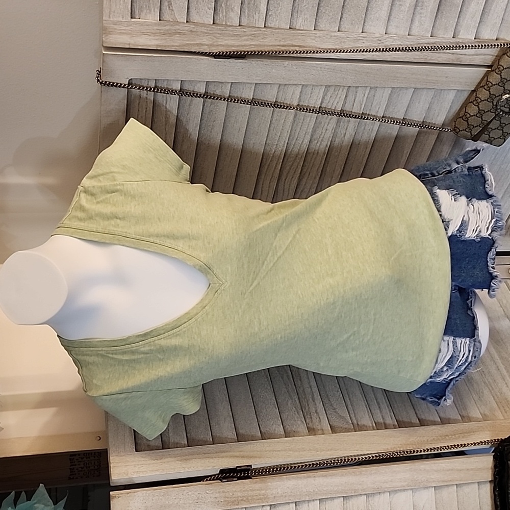 Banana Republic brand TSHIRT